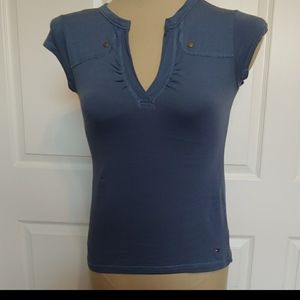 BNWT blue Tommy hifiger v neck t shirt size m